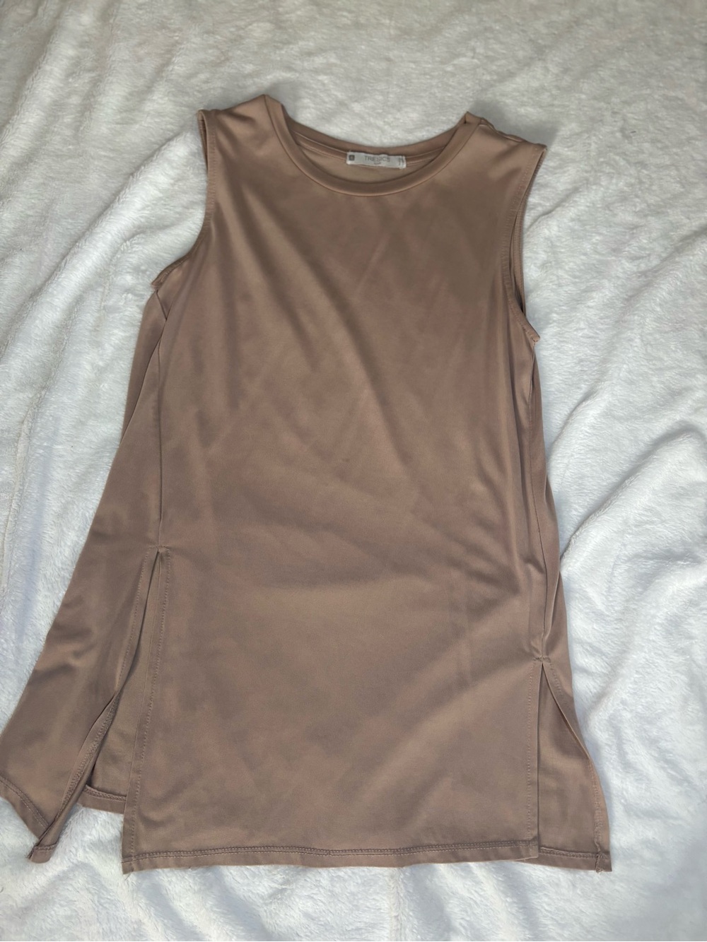 Tresics Medium Sleeveless Tank Top in Tan Brown with Side Slits